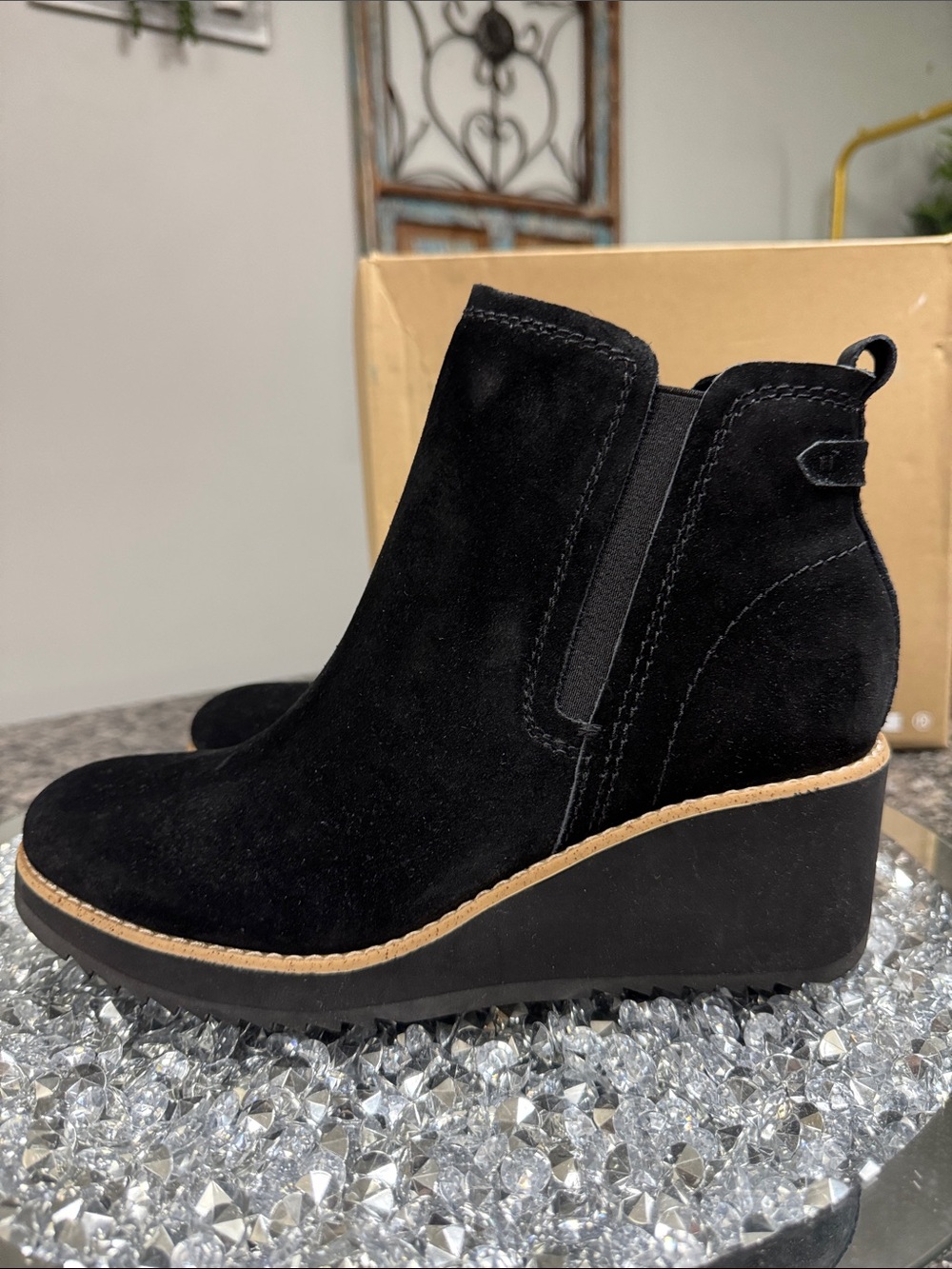 Earth Black Suede boho Wedge Ankle Boot - Women's NEW 9 - Picture 4 of 12
